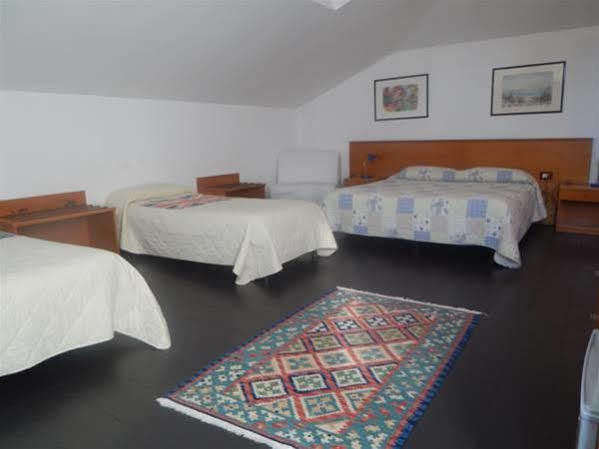 טרוויסו Hotel Aurora מראה חיצוני תמונה