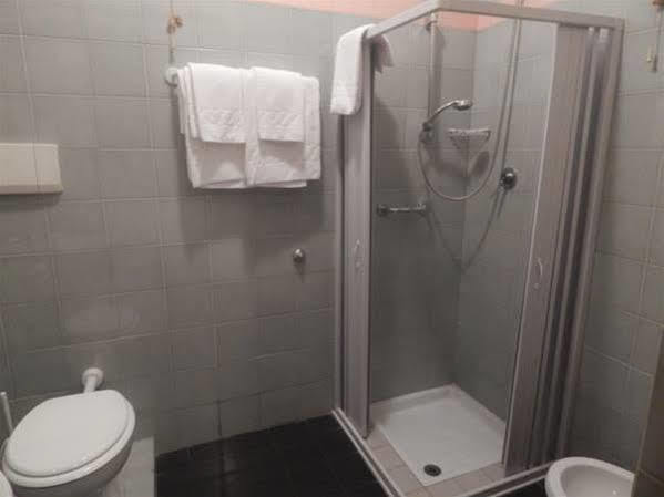 טרוויסו Hotel Aurora מראה חיצוני תמונה